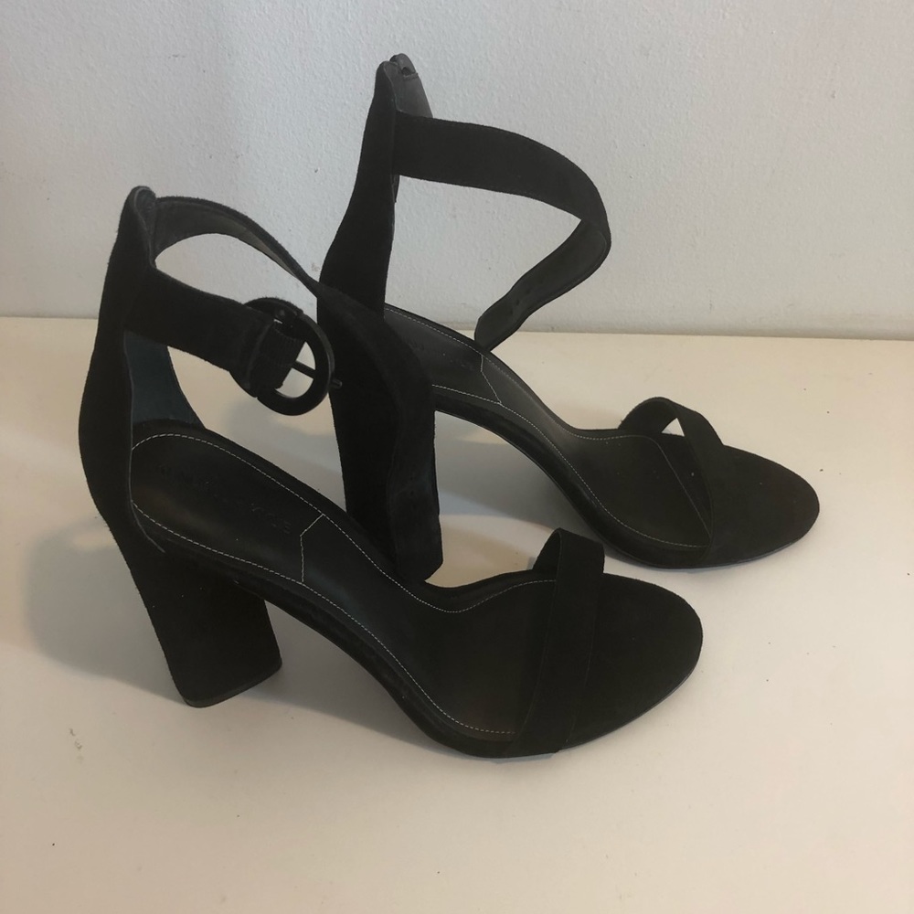 High heels - Picture 2 of 5